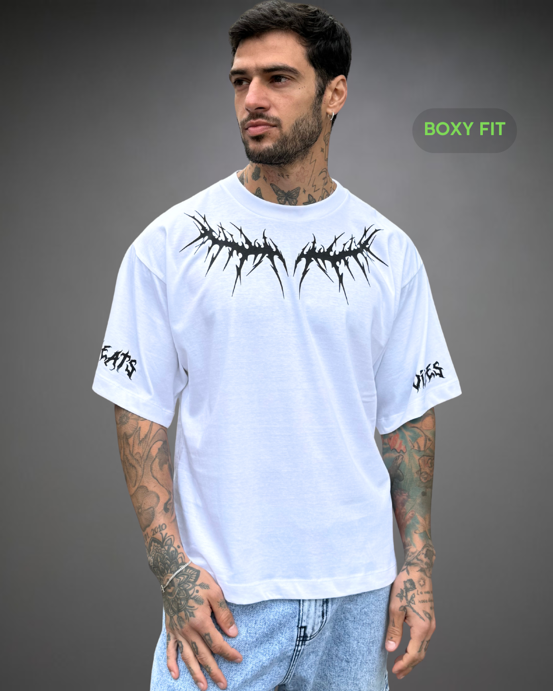 Polo Hombre Boxy Fit Rounded Tribe Neck 2.0 - Blanco