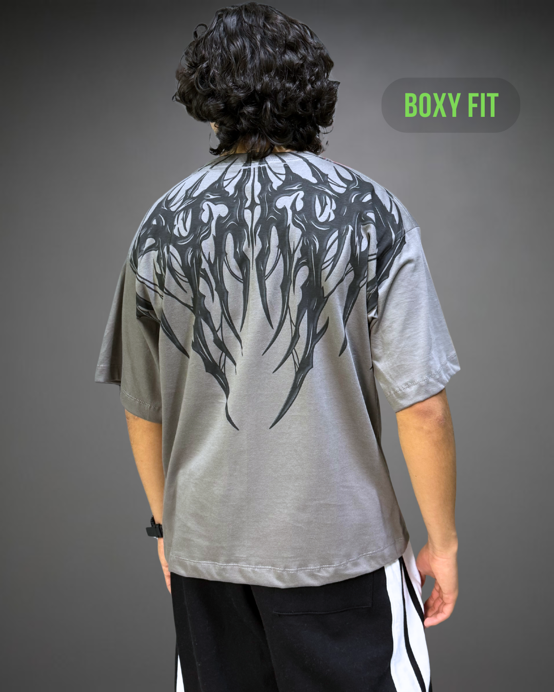 Polo Hombre Boxy Fit True Tribal - Plomo