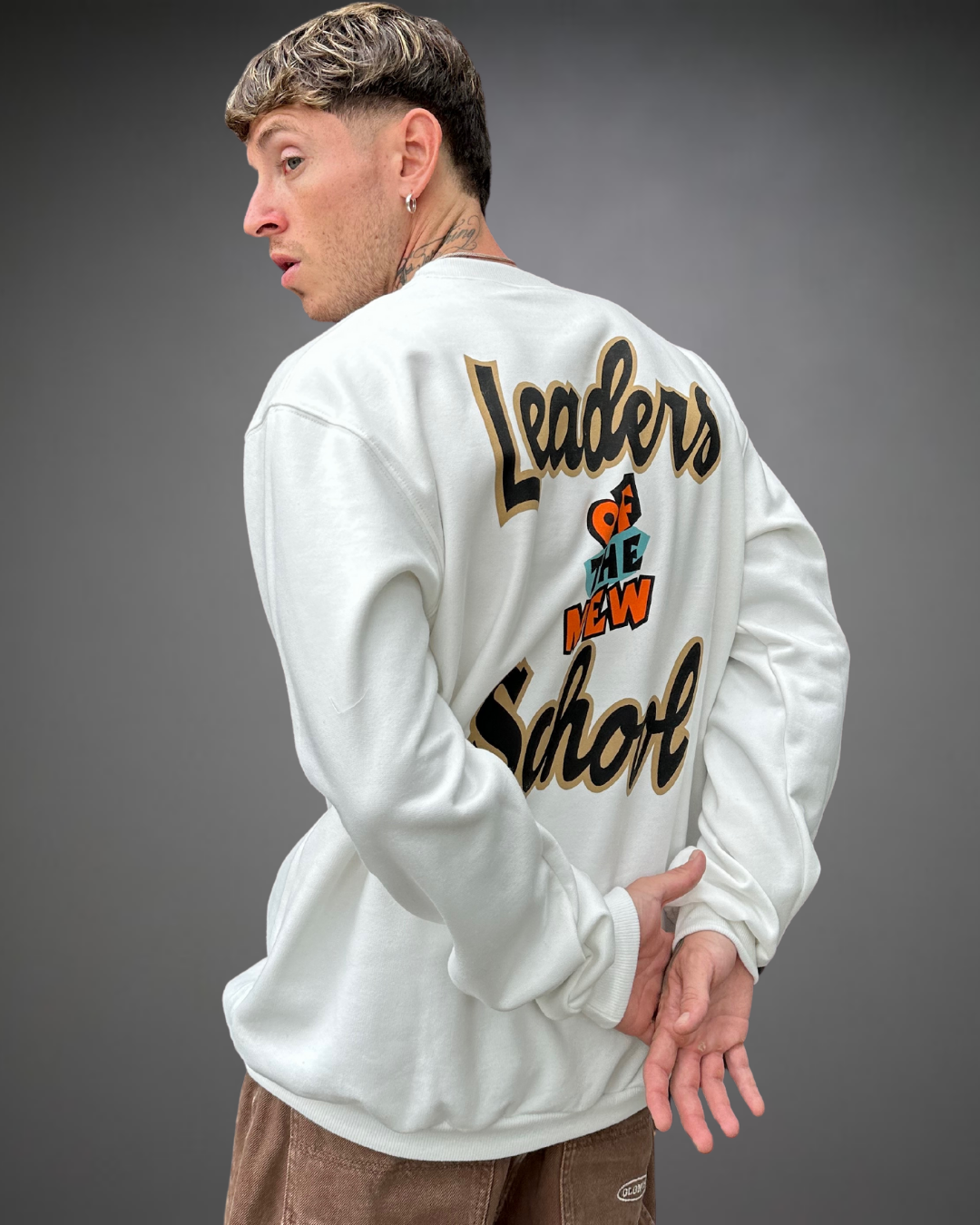 Polera Hombre Oversize Leaders - Blanco Vainilla