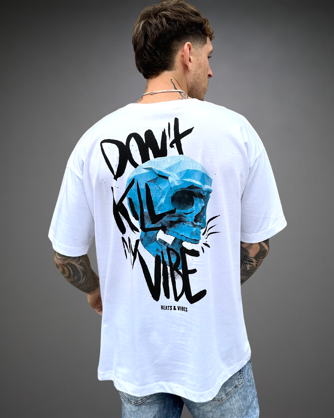 Polo Hombre Oversize Don't Kill My Vibe - Blanco