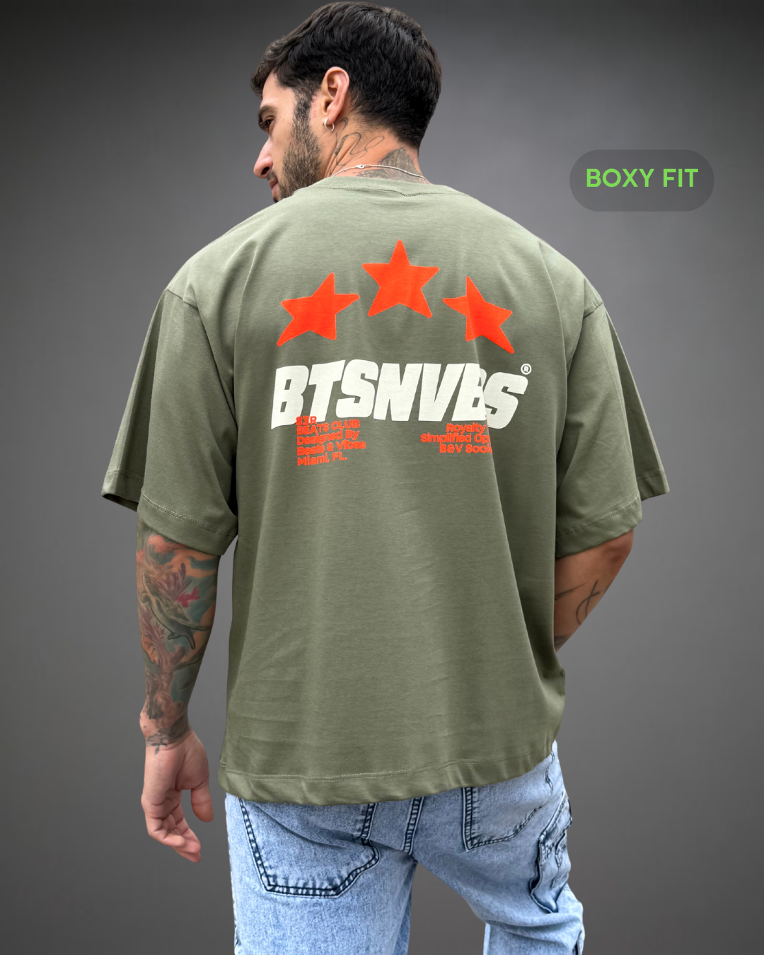 Polo Hombre Boxy Fit BTSNVBS Stars - Verde