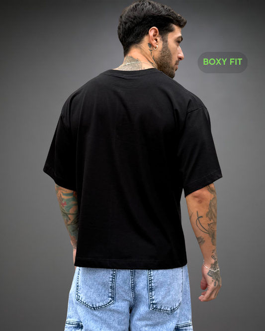 Polo Hombre Boxy Fit Rounded Tribe Neck 2.0 - Negro