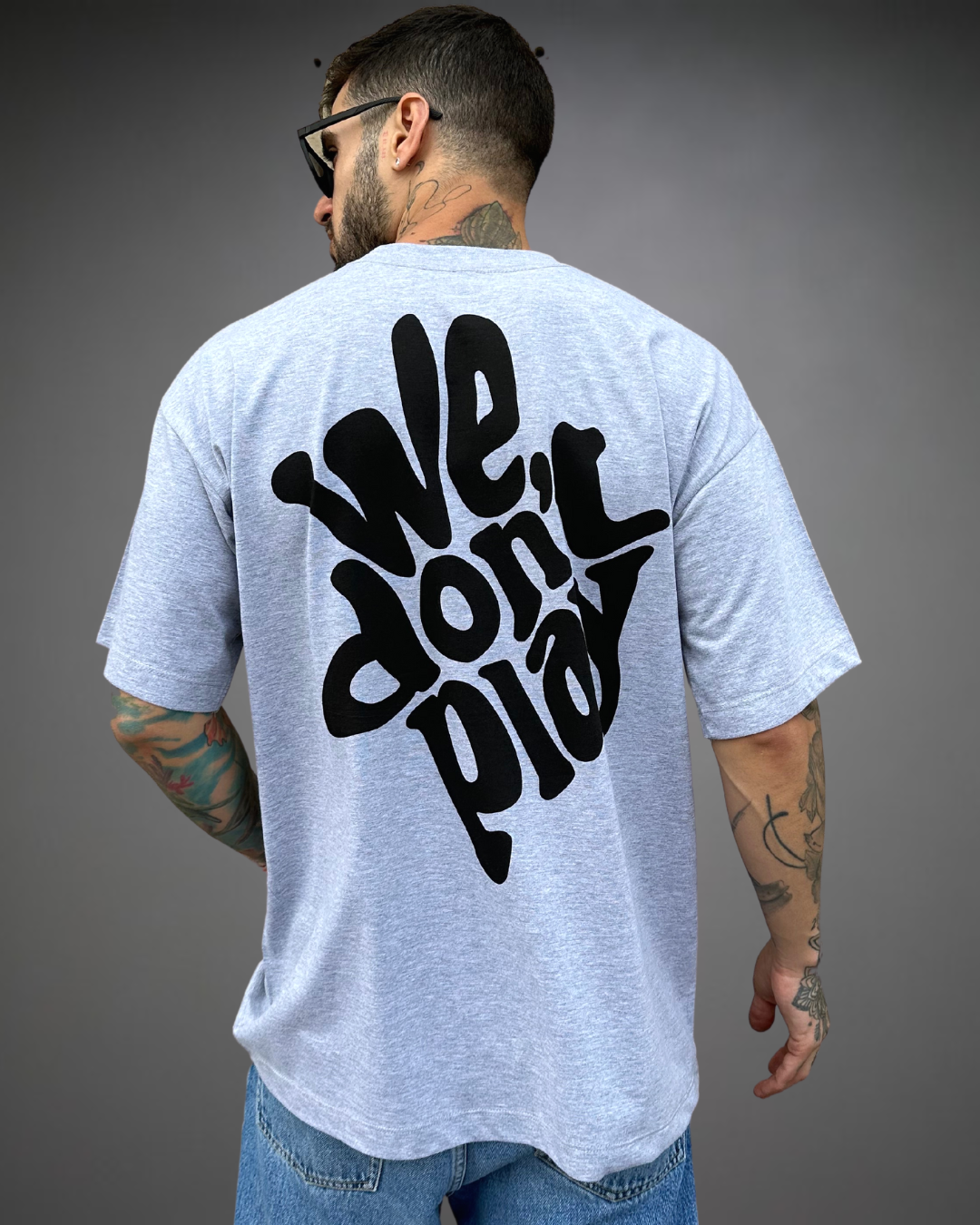 Polo Hombre Oversize We Don't PLay - Gris