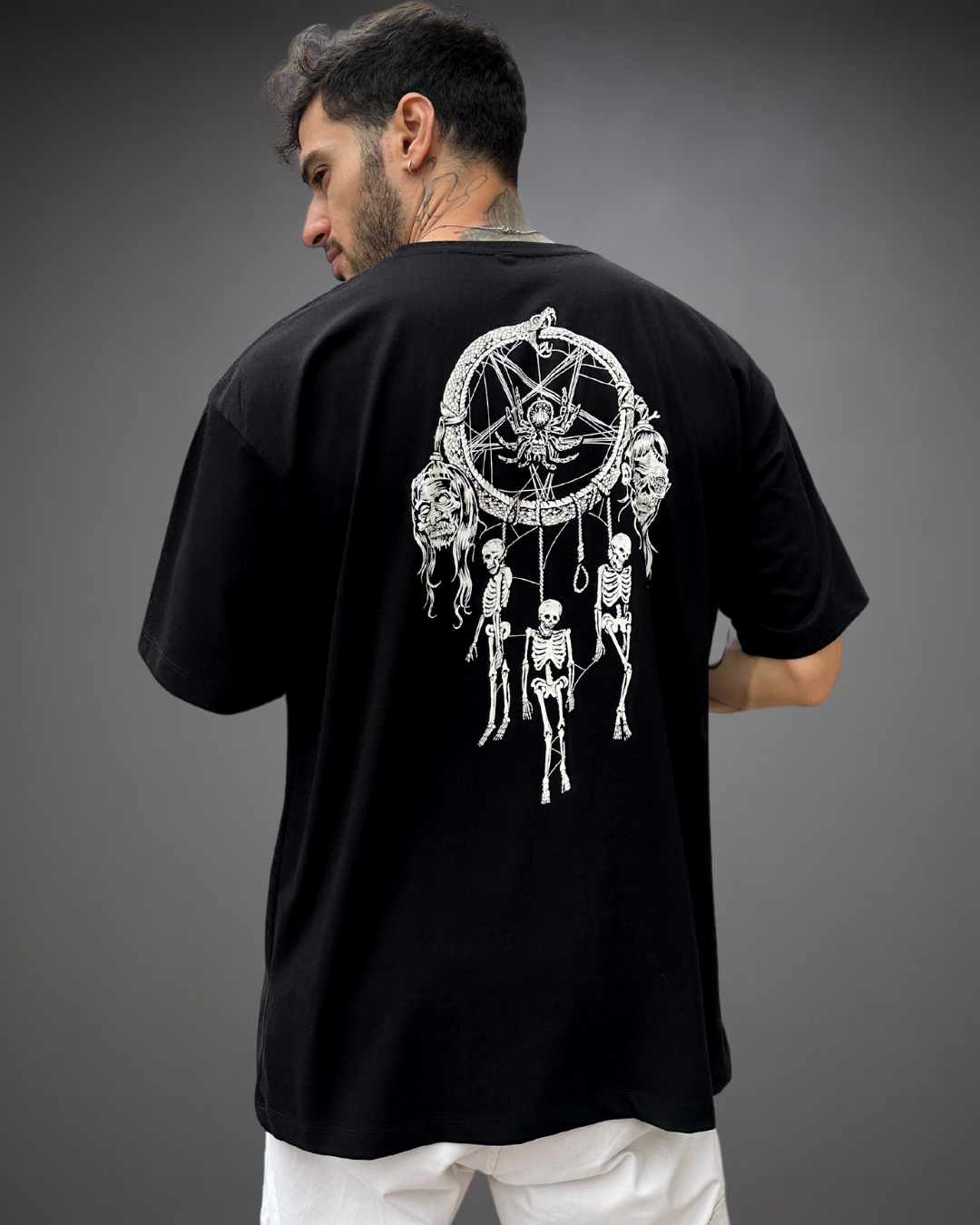 Polo Hombre Oversize Skulls Star - Negro