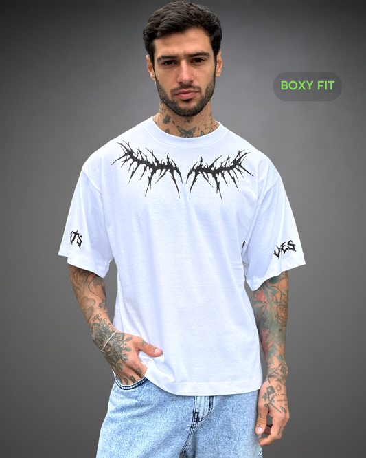 Polo Hombre Boxy Fit Rounded Tribe Neck 2.0 - Blanco