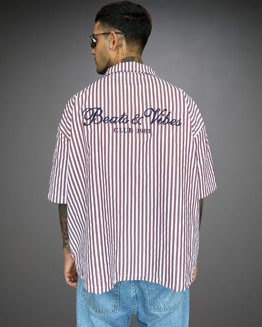 Camisa Hombre Bordado Oversize Beats & Vibes - Blanco/Borgoña