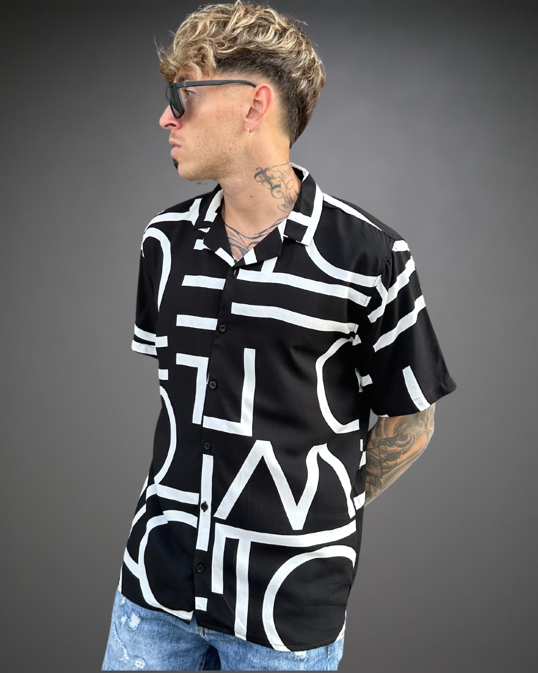 Camisa Hombre Relaxed Big Letters - Negro