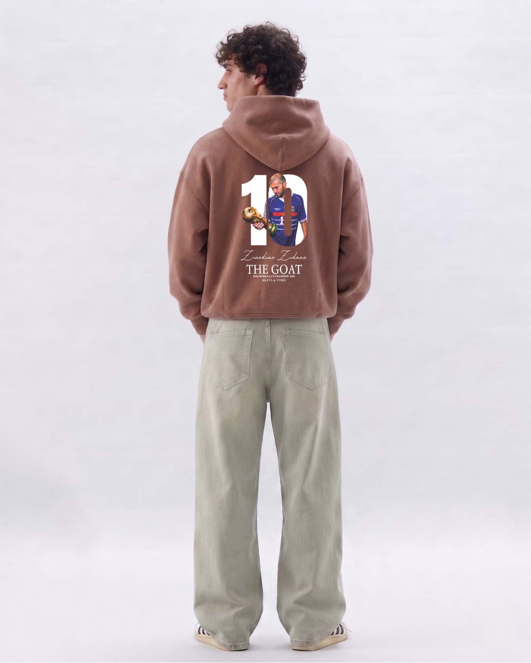 Hoodie "Zidane THE GOAT" – Edición Campeón del Mundo / Marrón