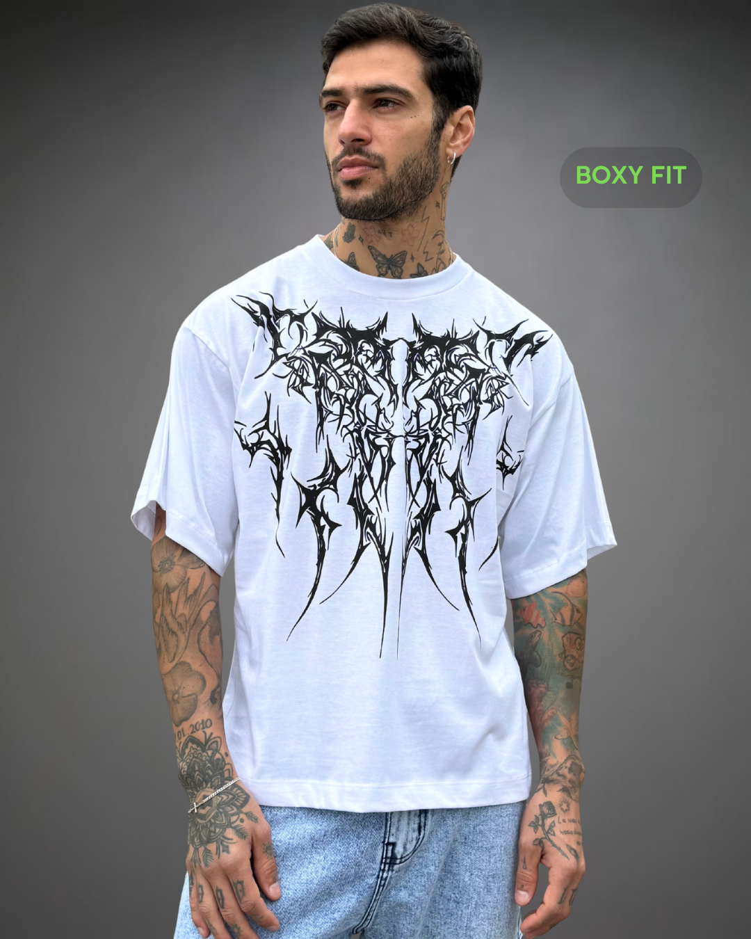 Polo Hombre Boxy Fit The Front Sign - Blanco