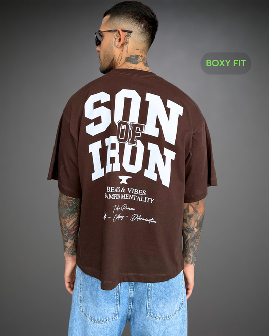 Polo Hombre Boxy Fit Son Of Iron - Marròn