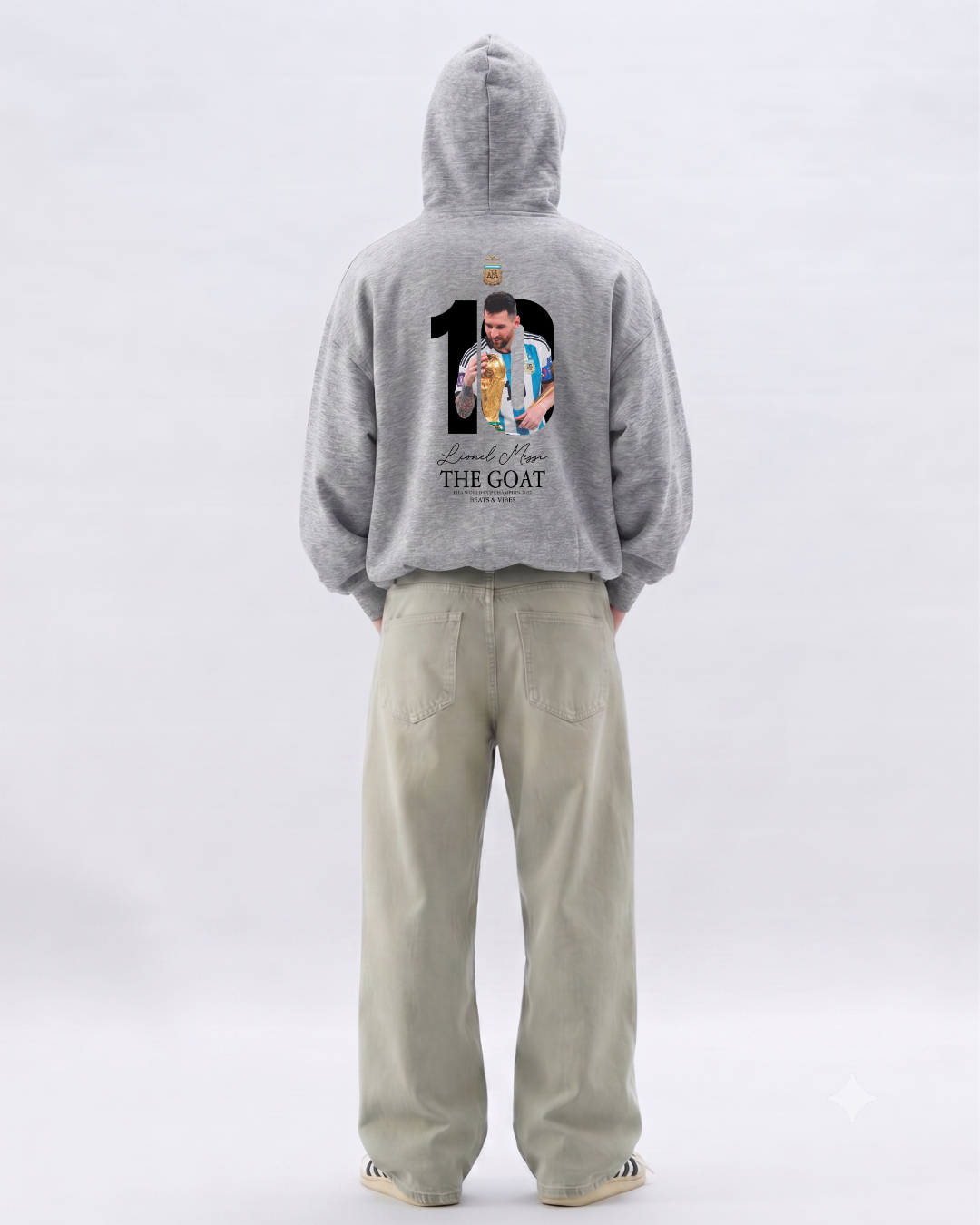 Hoodie "Messi THE GOAT" – Edición Campeón del Mundo / Gris