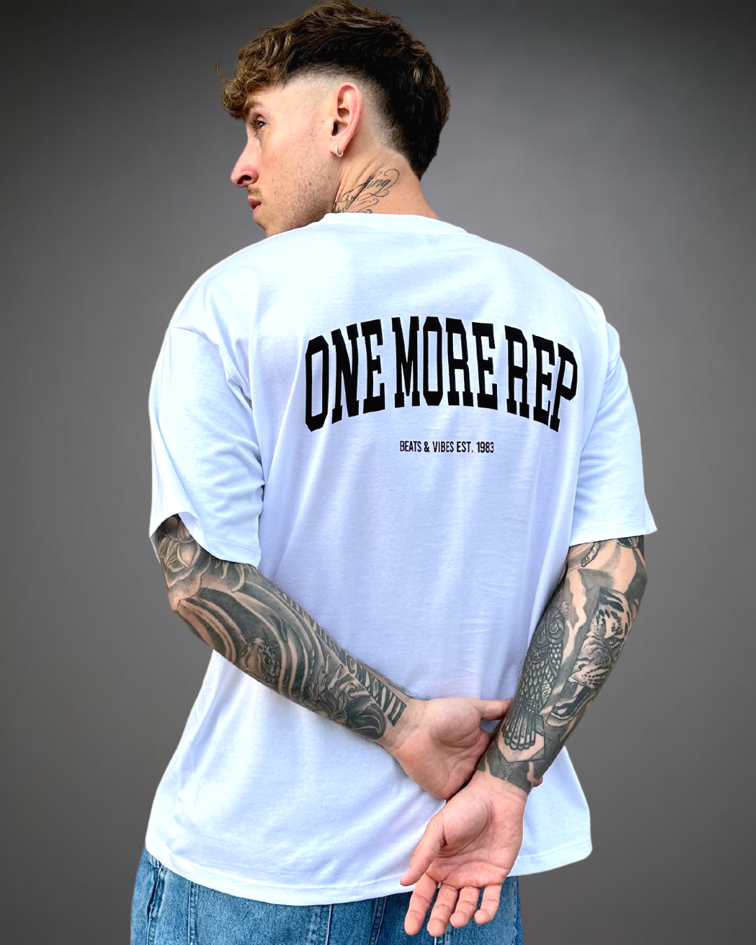 Polo Hombre Oversize One More Repetition - Blanco