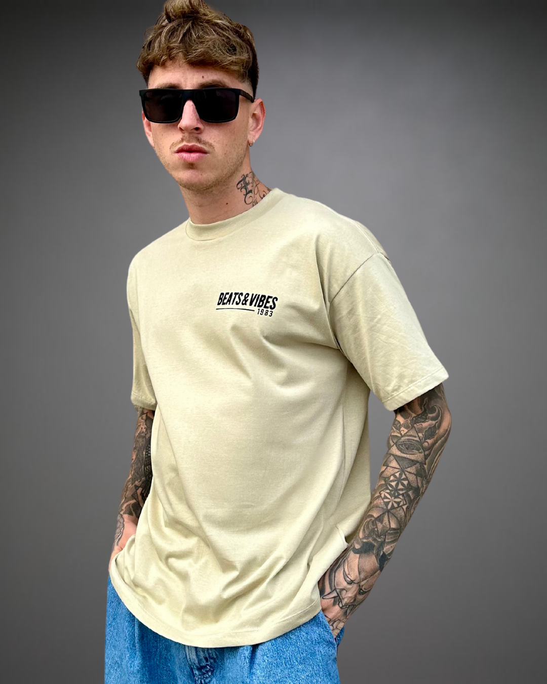 Polo Hombre Oversize Trust No One - Arena