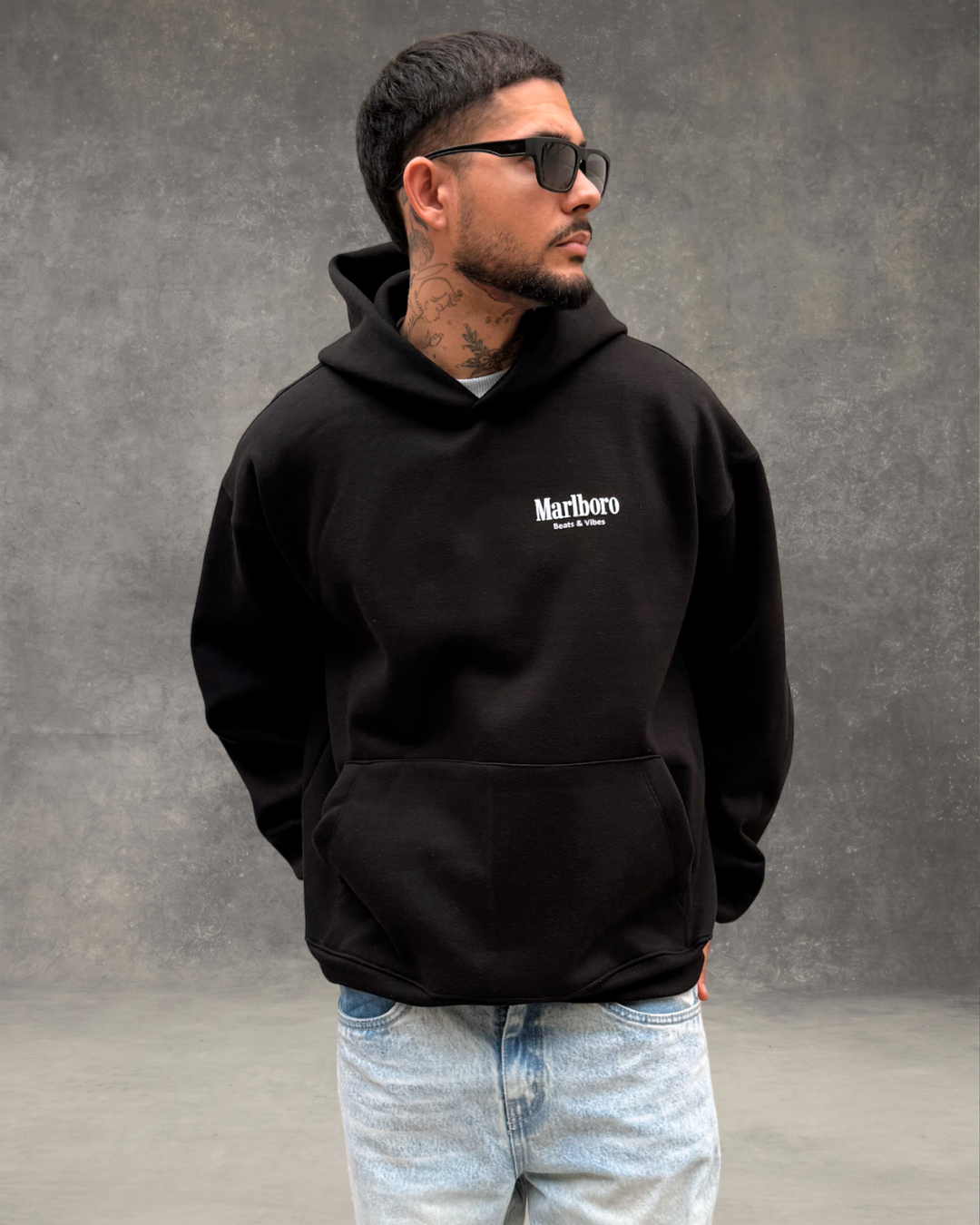 Hoodie Oversize Hombre Dark Marlboro - Negro