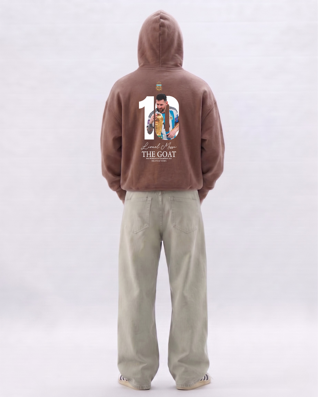 Hoodie "Messi THE GOAT" – Edición Campeón del Mundo / Marrón