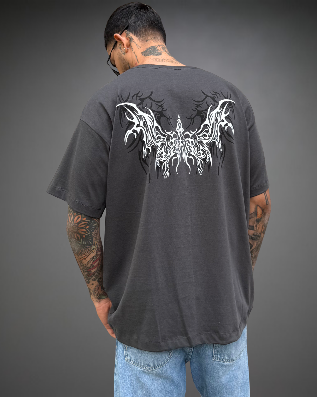 Polo Hombre Oversize Demon 1.0 - Plomo