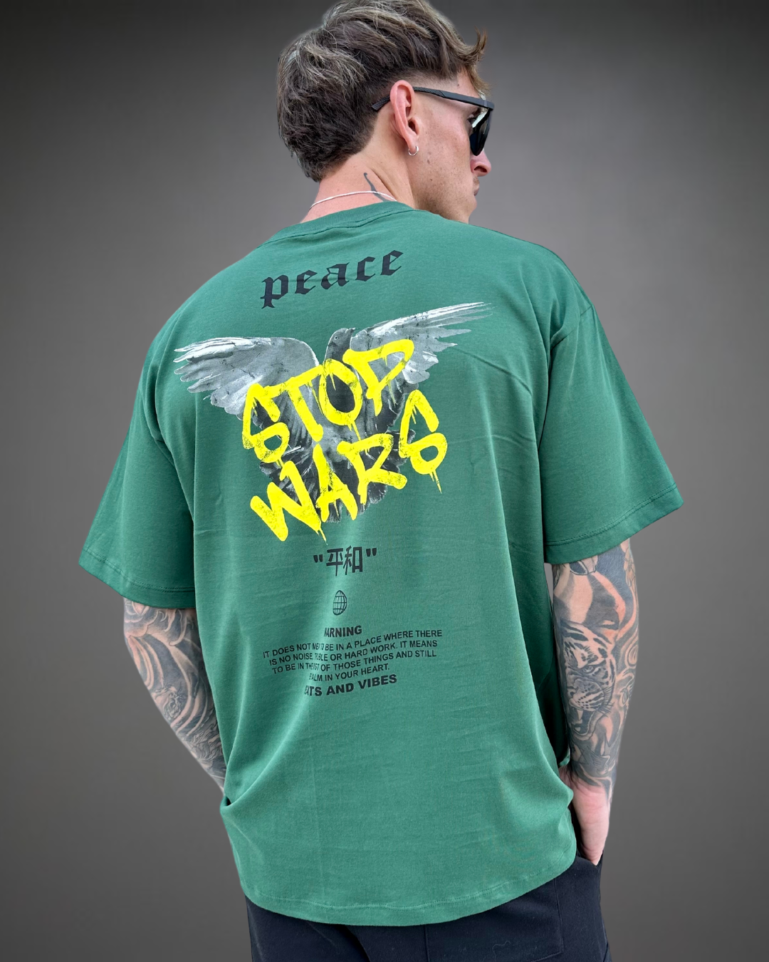 Polo Hombre Oversize Stop Wars - Verde