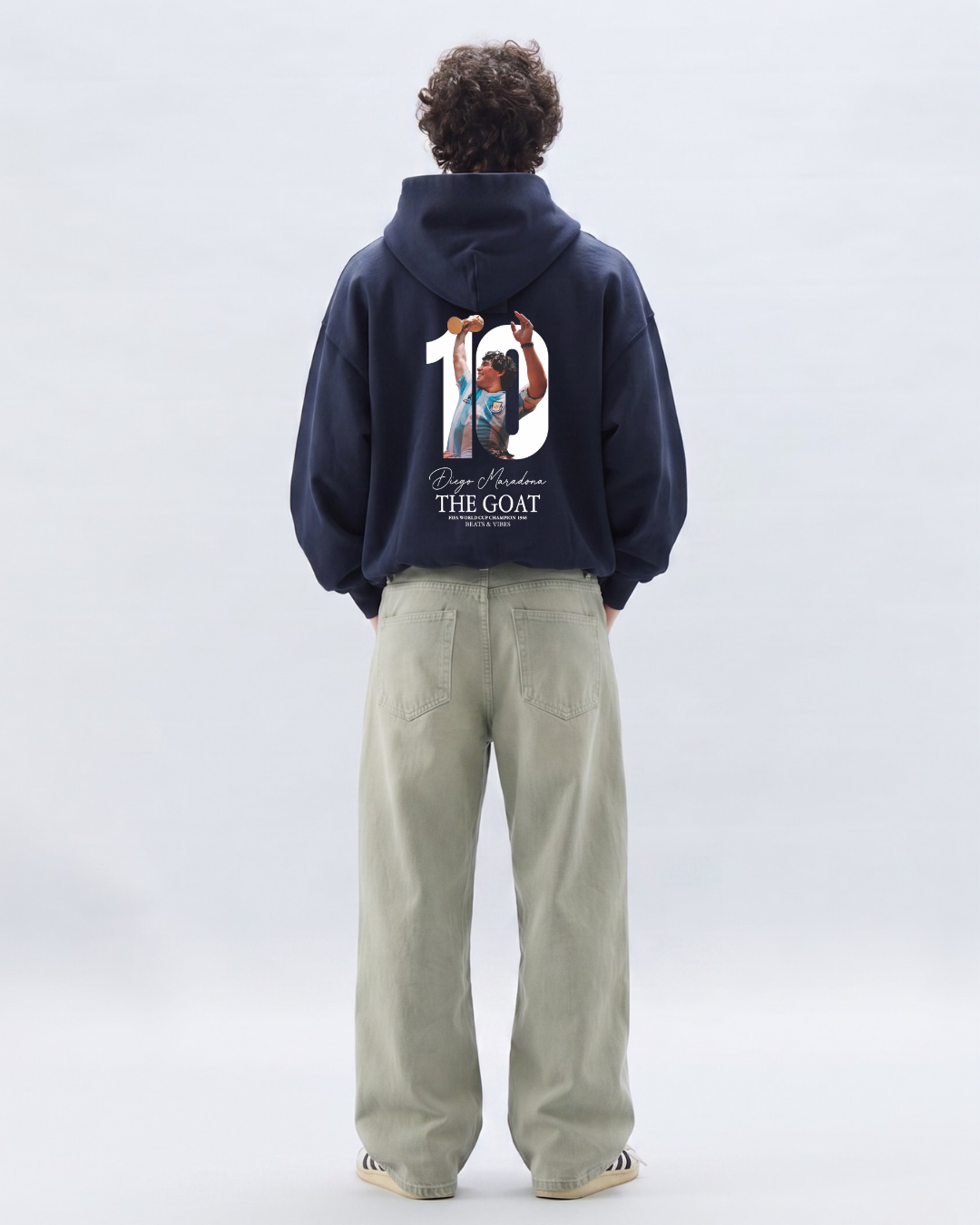 Hoodie "Maradona THE GOAT" – Edición Campeón del Mundo / Azul Noche