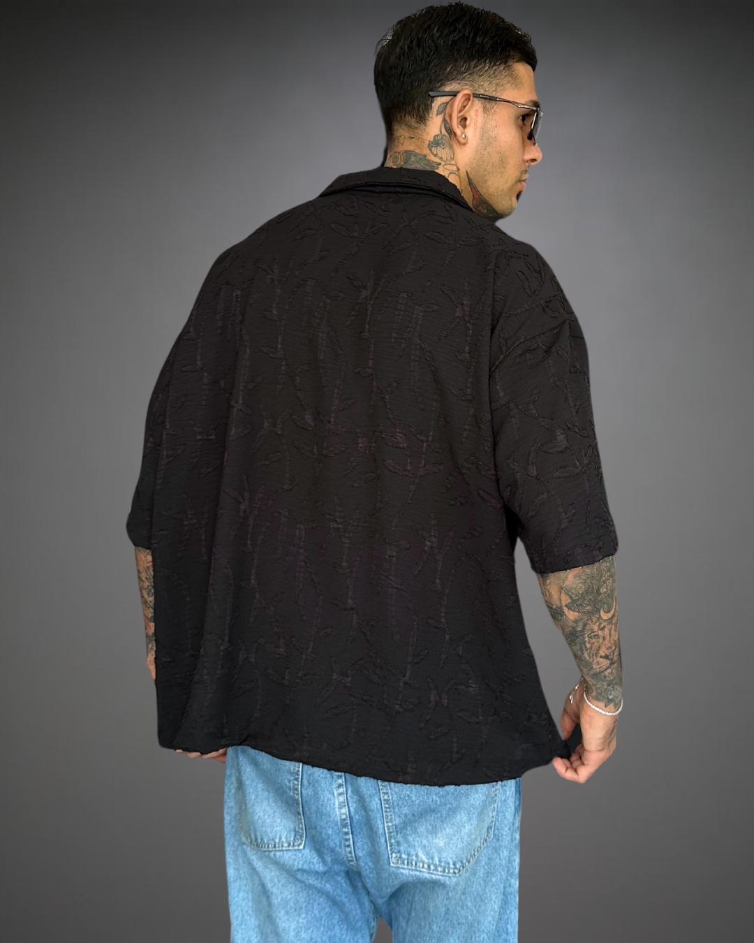 Camisa Hombre Oversize Textura Flores - Negro