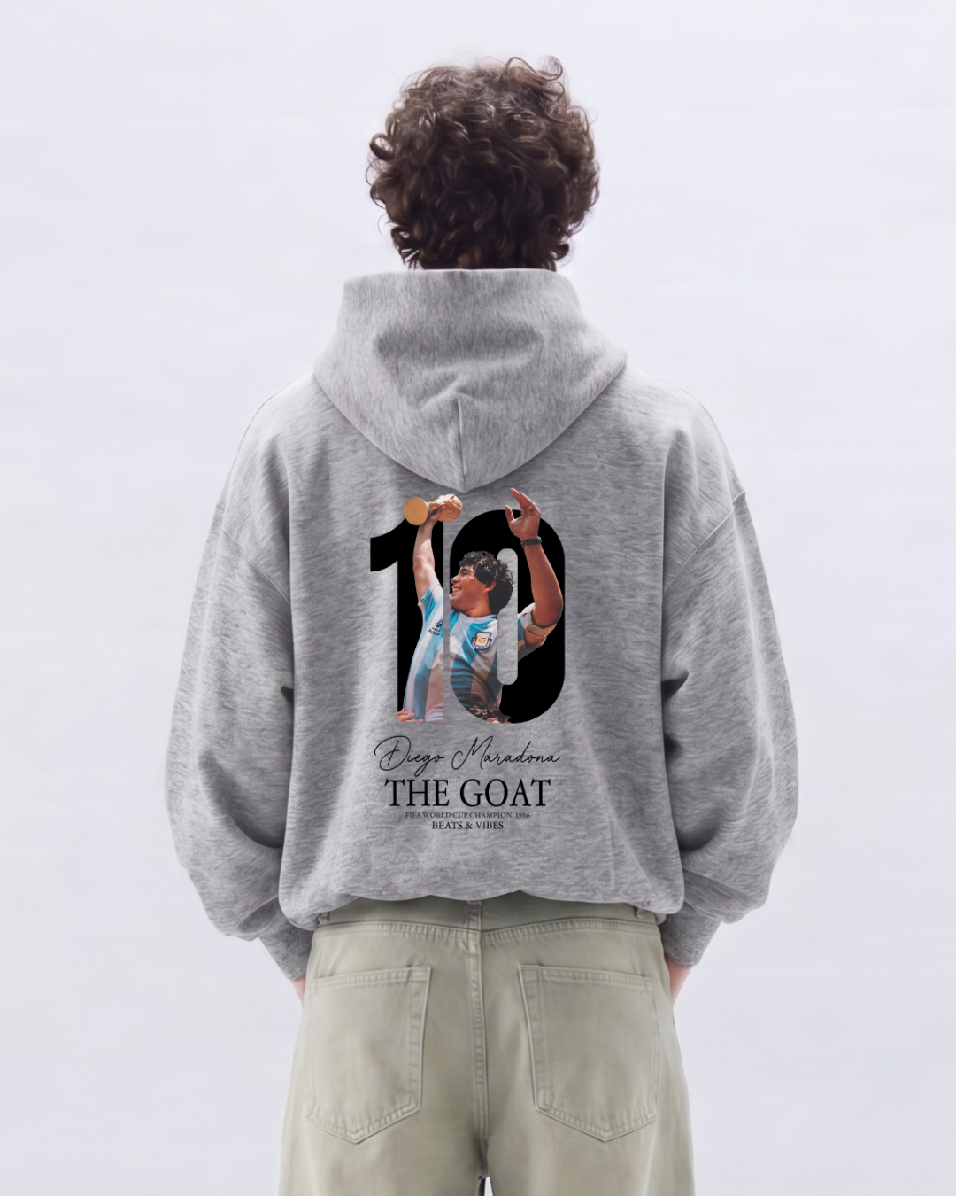 Hoodie "Maradona THE GOAT" – Edición Campeón del Mundo / Gris