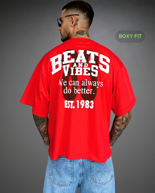 Polo Hombre Boxy Fit Beats Tribute - Rojo