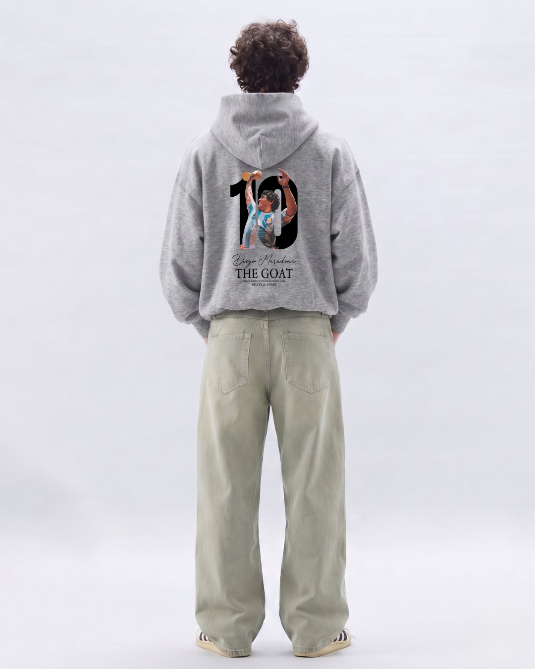 Hoodie "Maradona THE GOAT" – Edición Campeón del Mundo / Gris