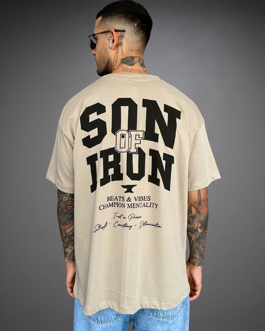 Polo Hombre Oversize Son Of Iron - Arena Oscuro