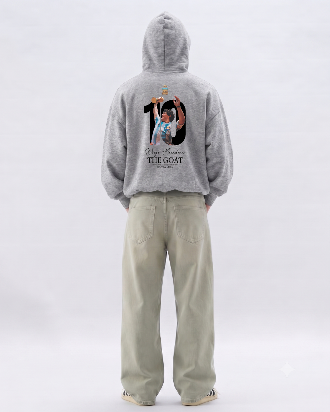 Hoodie "Maradona THE GOAT" – Edición Campeón del Mundo / Gris
