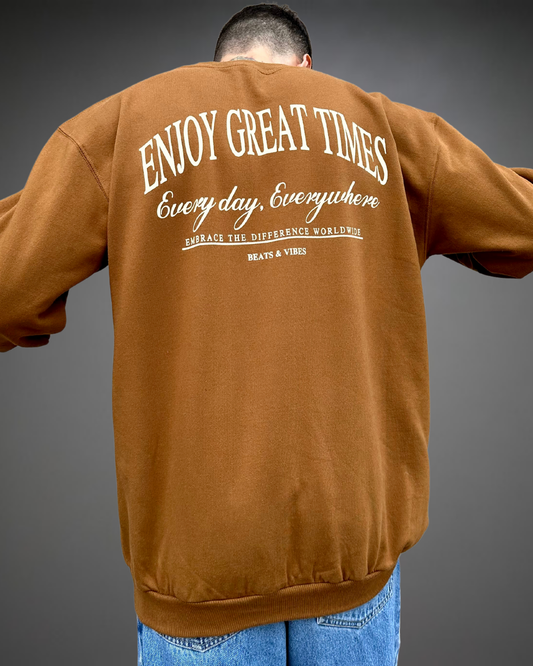 Polera Hombre Oversize Enjoy Great Times - Camello