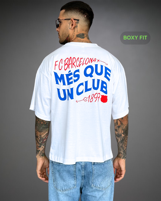 Polo Hombre Boxy Fit Club Barcelona Es. - Blanco