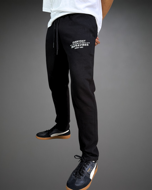 Jogger Recto Hombre Straight EveryDay Beats  - Negro