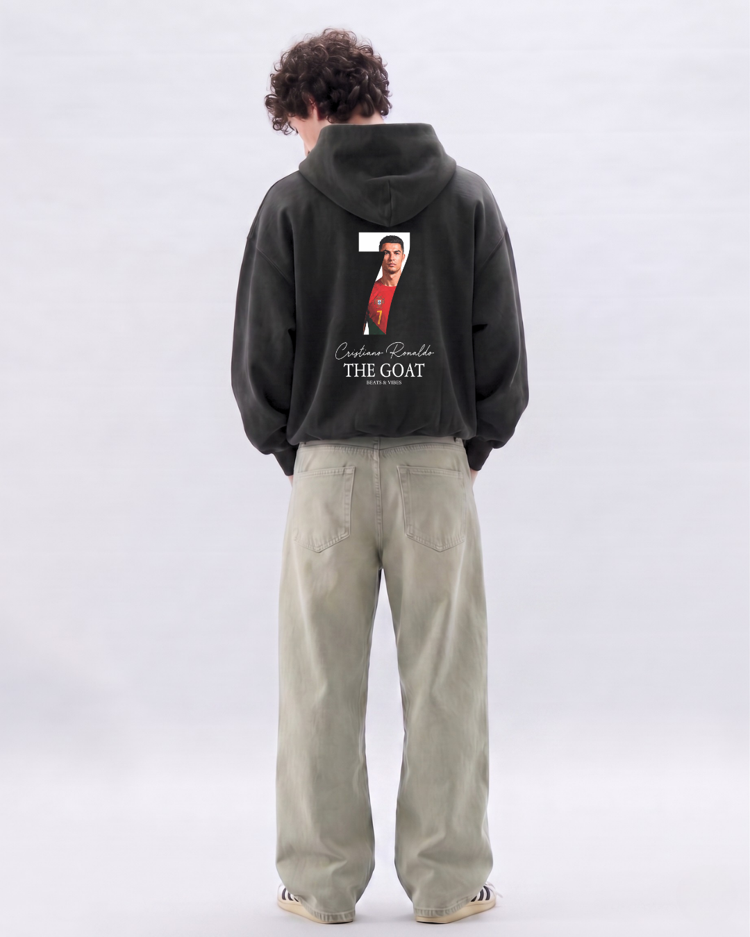 Hoodie "CR7 THE GOAT" – Negro