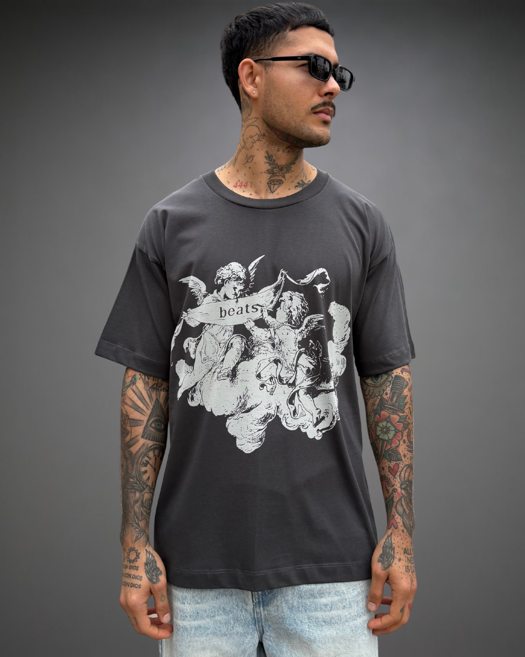 Polo Hombre Oversize Angel Studios Ft - Plomo