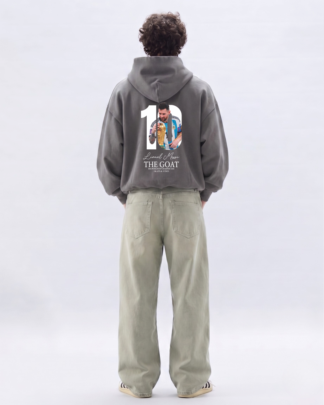 Hoodie "Messi THE GOAT" – Edición Campeón del Mundo / Plomo
