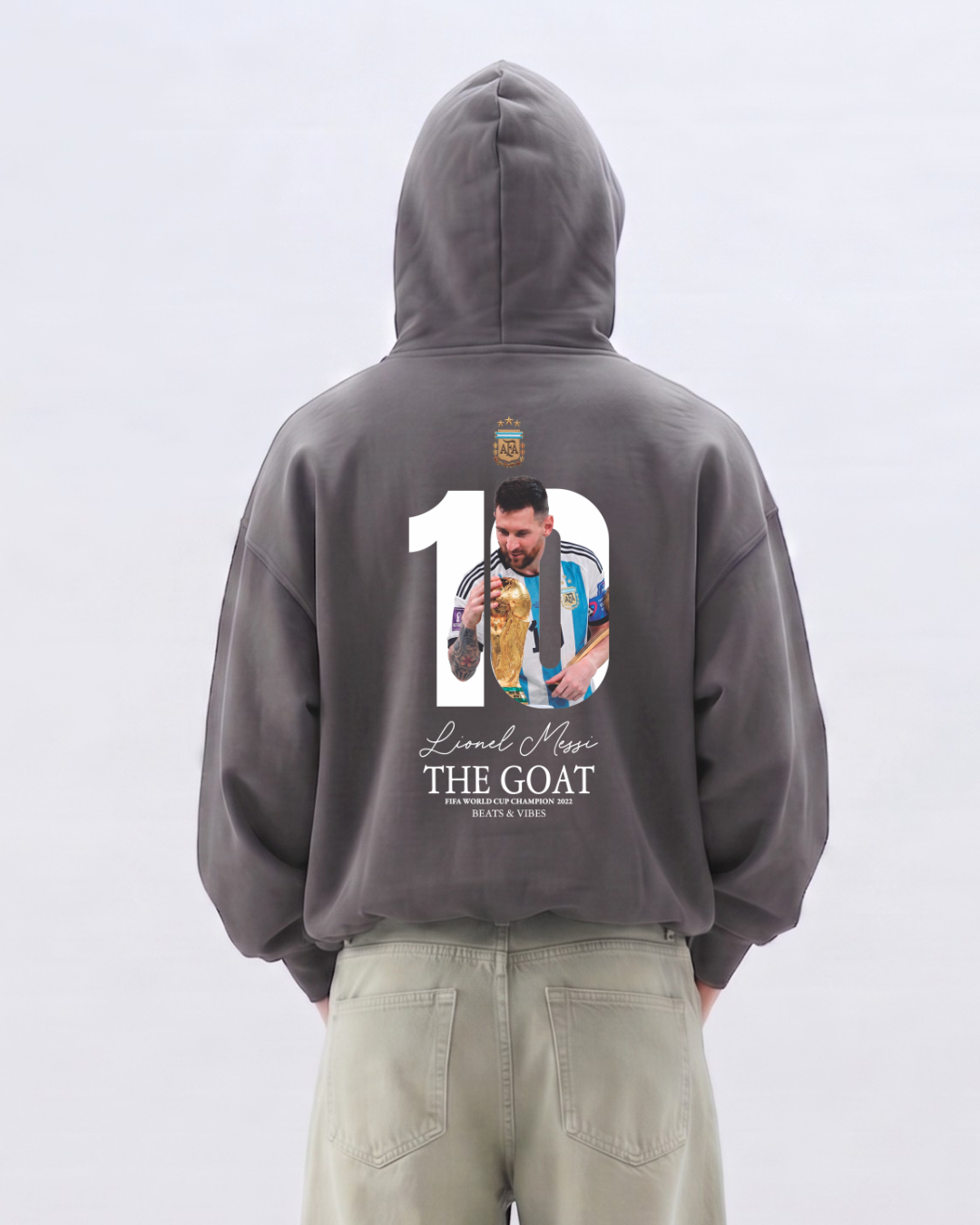 Hoodie "Messi THE GOAT" – Edición Campeón del Mundo / Plomo