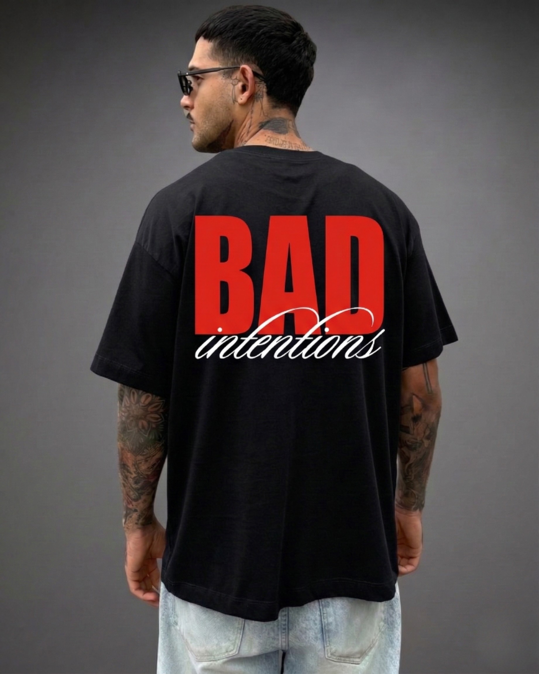 Polo Hombre Oversize Bad Intentions - Negro