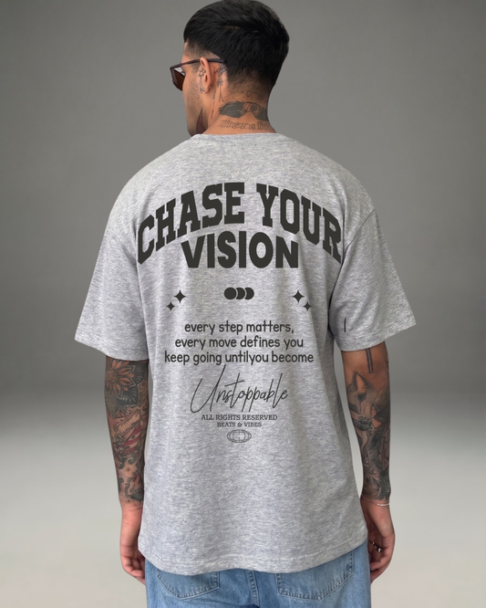 Polo Hombre Oversize Chase Your Vision - Gris