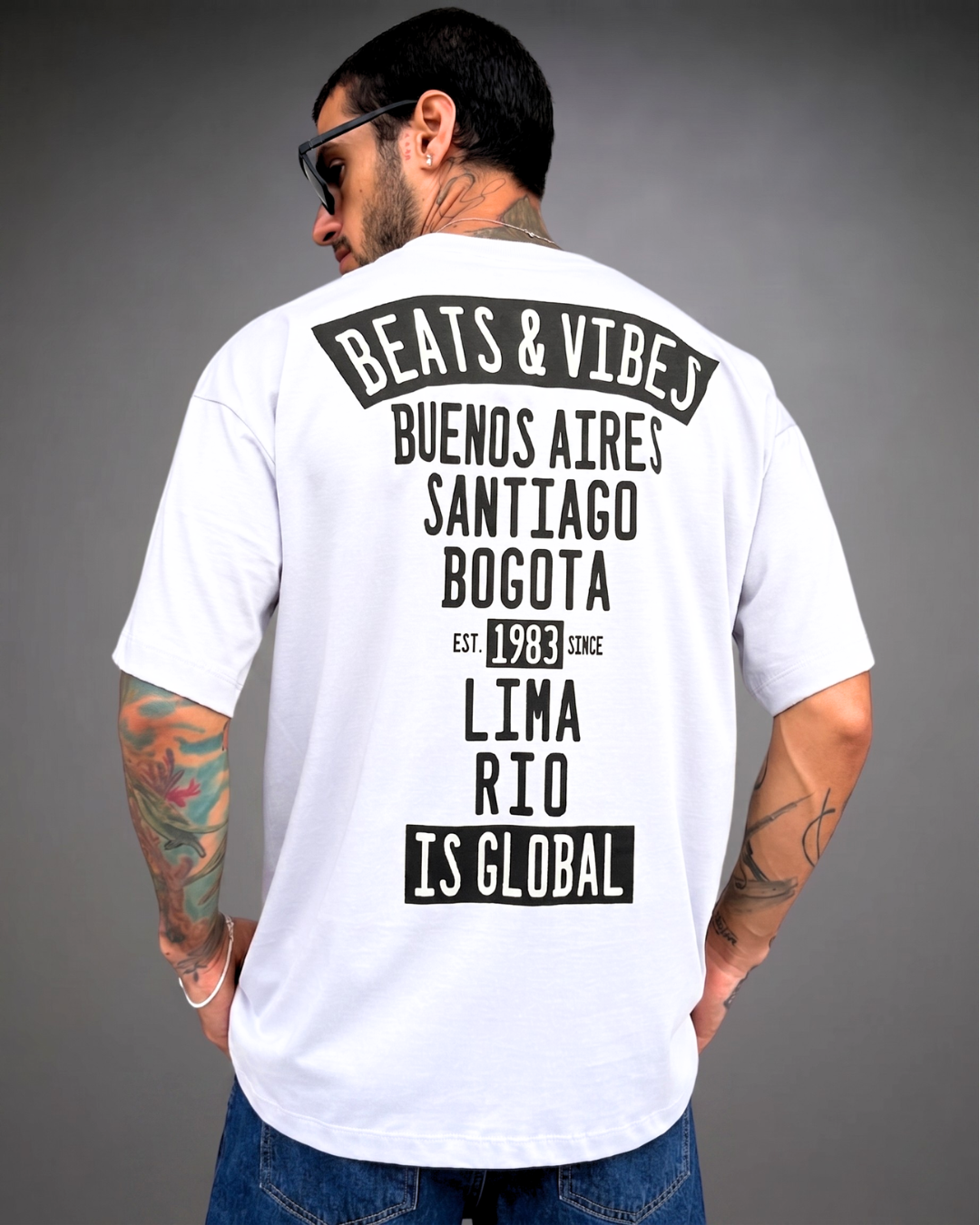 Polo Hombre Oversize Beats iS Global - Blanco